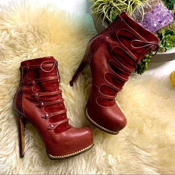 AUTHENTIC DIOR BORDEAUX DUCHESSE CROC CORSET PLATFORM ANKLE BOOT SZ 6.5 - Picture 1 of 11